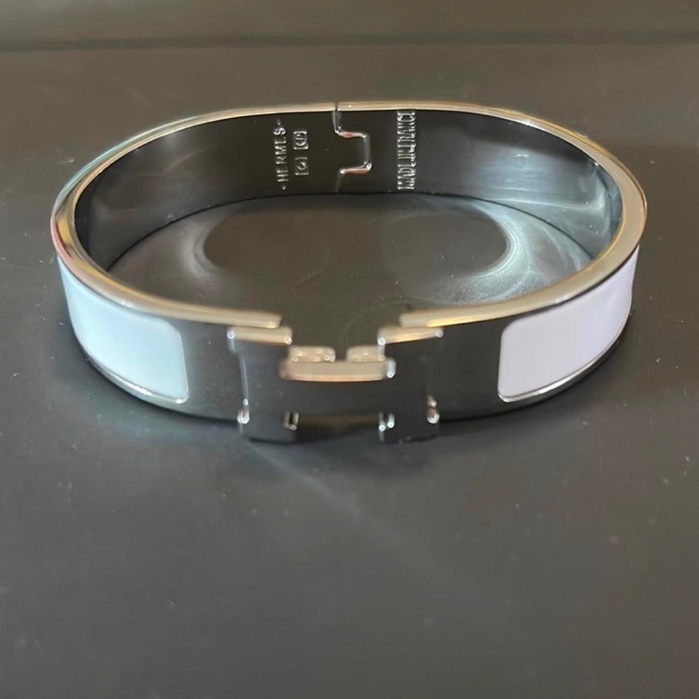 H bracelet !